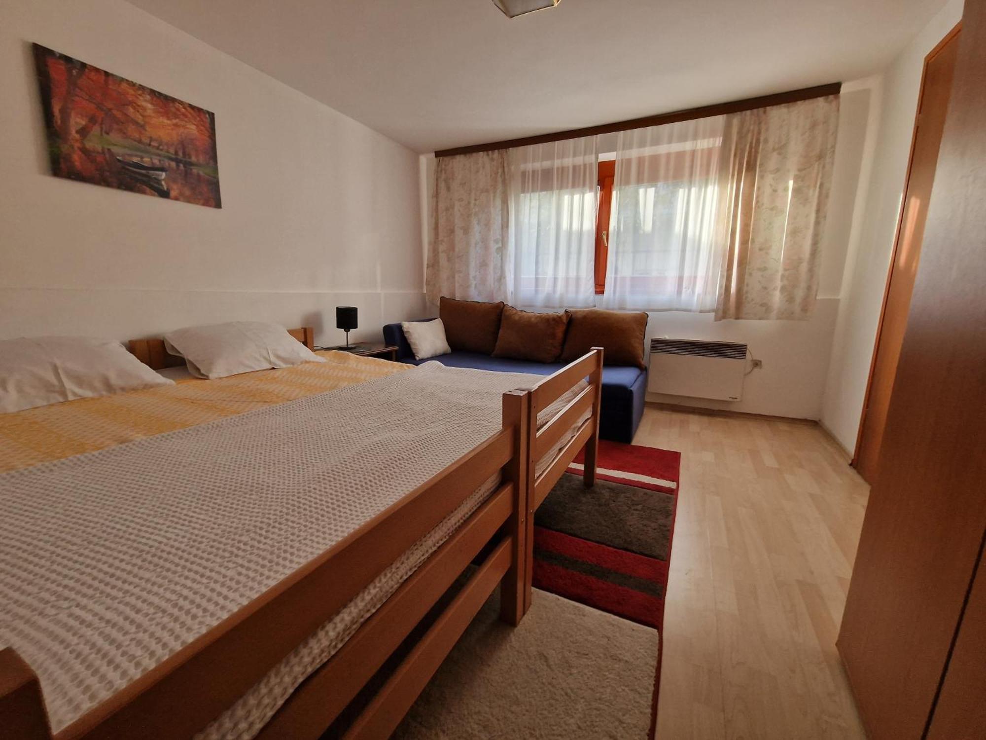 Apartment Near Center ซาราเยโว ภายนอก รูปภาพ